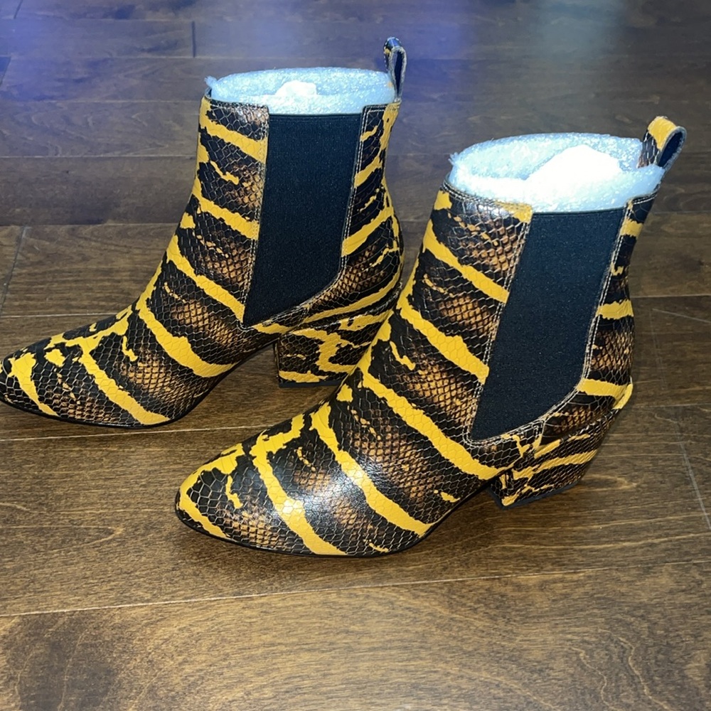 NIB, Matisse “Morgan” boot - Picture 4 of 9